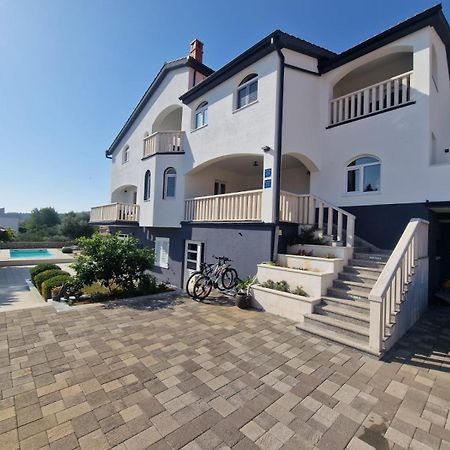 Apartments Villa Lora Kraj  Kültér fotó