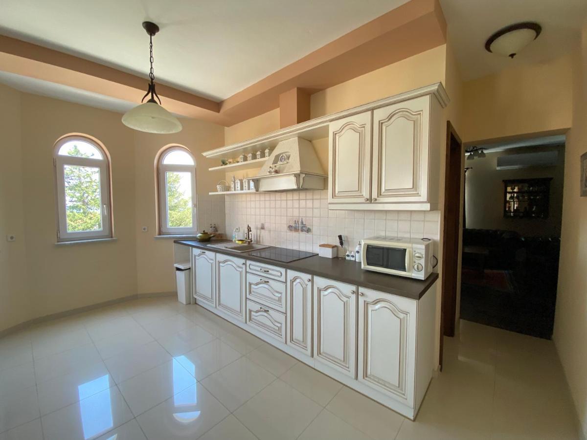 Apartments Villa Lora Kraj  Kültér fotó
