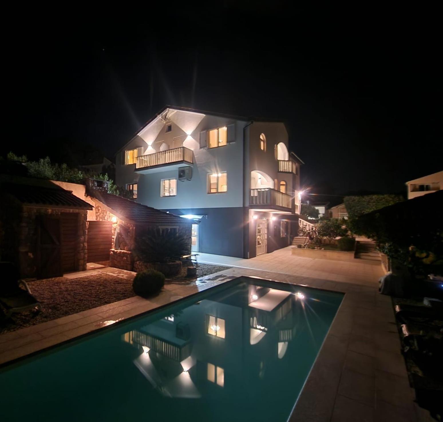 Apartments Villa Lora Kraj  Kültér fotó