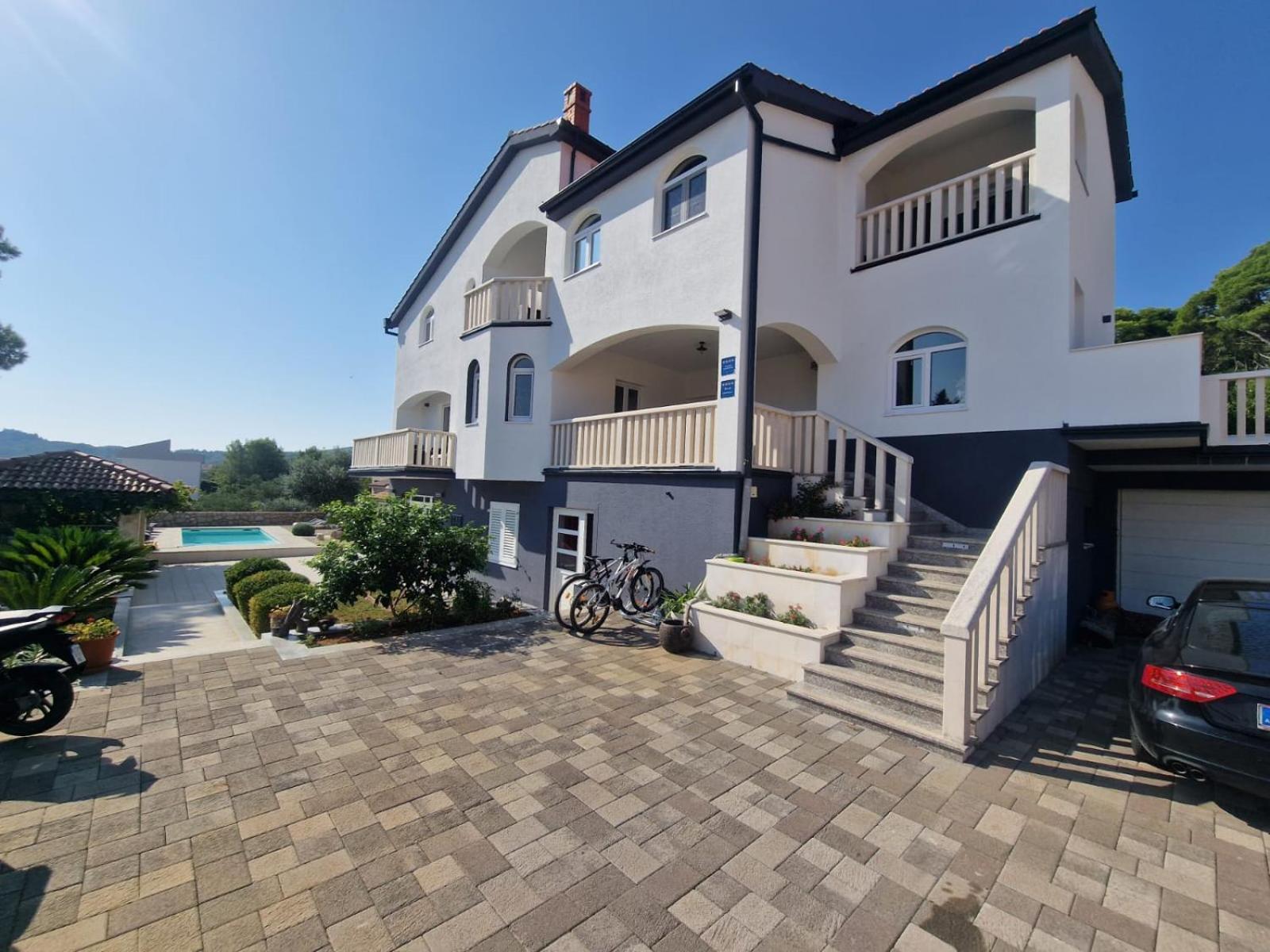 Apartments Villa Lora Kraj  Kültér fotó