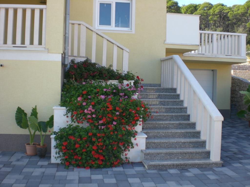 Apartments Villa Lora Kraj  Kültér fotó
