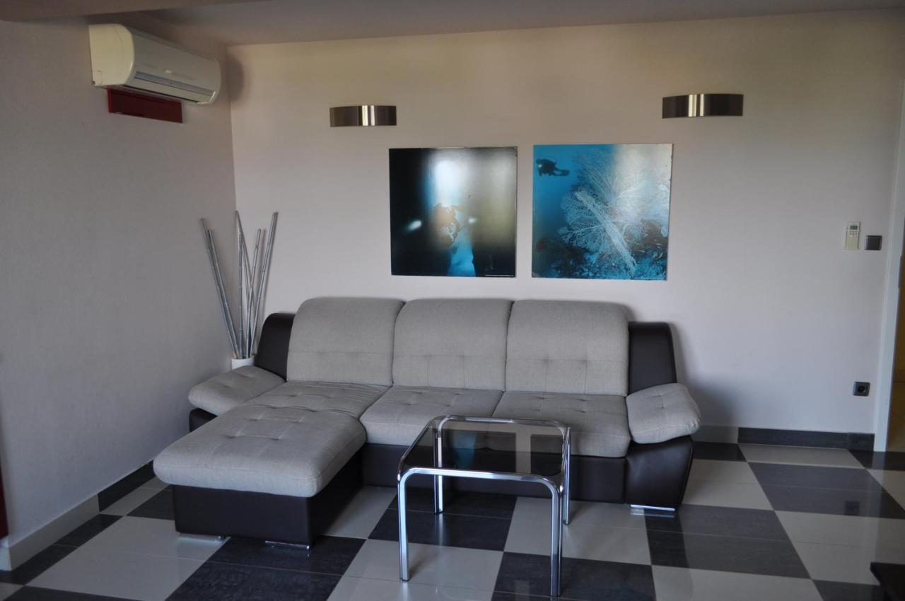 Apartments Villa Lora Kraj  Kültér fotó